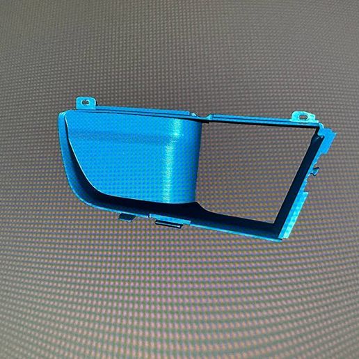 Subaru Impreza 2 grille