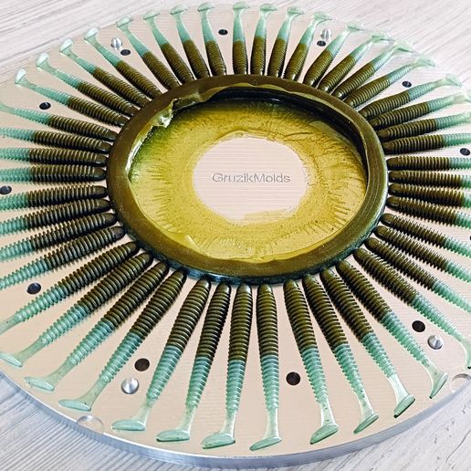 Centrifugal mold. Replica Swing Impact