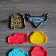 9818e3de-c9a0-490b-ae3f-32126e8e3aa3.jpg COUPEUR DE BISCUITS PAQUET DE VOITURES X6