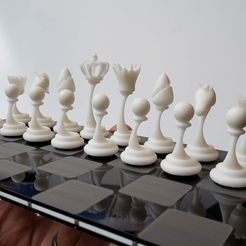 chess set.jpg Modern Chess Set (high-res, SLA, whole set)