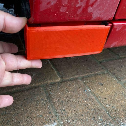 Dodge Caravan Front Rocker Molding Cover