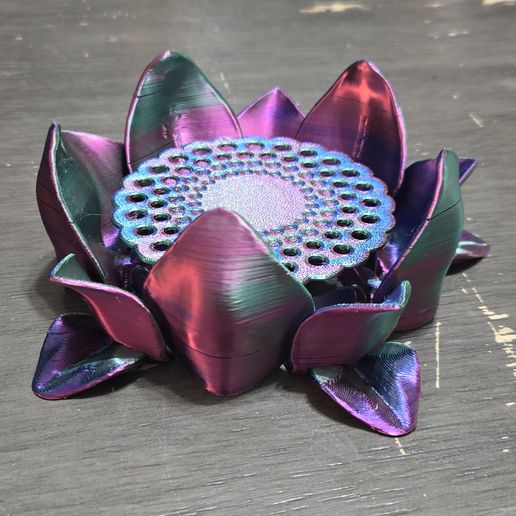 3D print Flower: Self-Adjusting Coaster • made with Flashforge 5M・Cults
