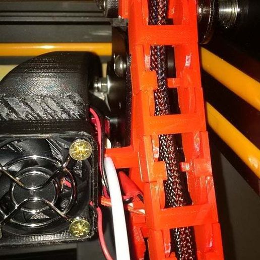 IMG_20180404_203532.jpg Creality CR-10 X-Axis cable chain