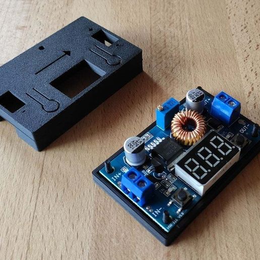 LM 2596 Case - 3D model önizlemesi