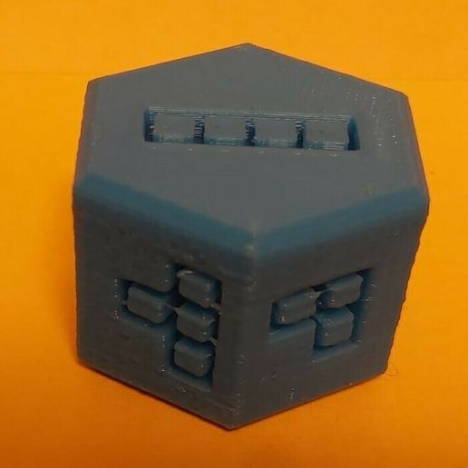 WhatsApp-Image-2023-12-15-at-11.21.30.jpeg table tetris with qube and svivon