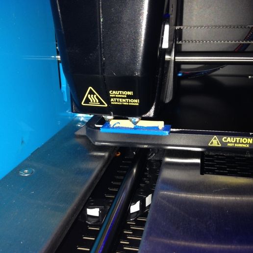 02.JPG Robox Filament Catcher (No longer works/needed with latest update)