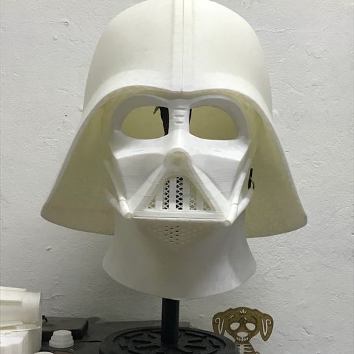 达斯-维达头盔 1:1 比例 3d 打印