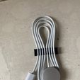 WhatsApp-Image-2024-07-16-at-11.25.25-1.jpeg Einstellbarer Kabelhalter für alle Kabel