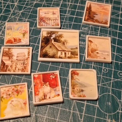 1:12 Scale Dollhouse Picture Frame Set
