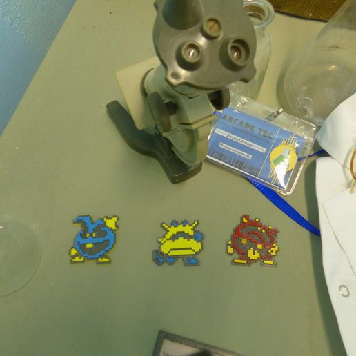 Sprite_Dr_Mario_2.jpg Dr Mario virus 8 bits sprite (multilayer)