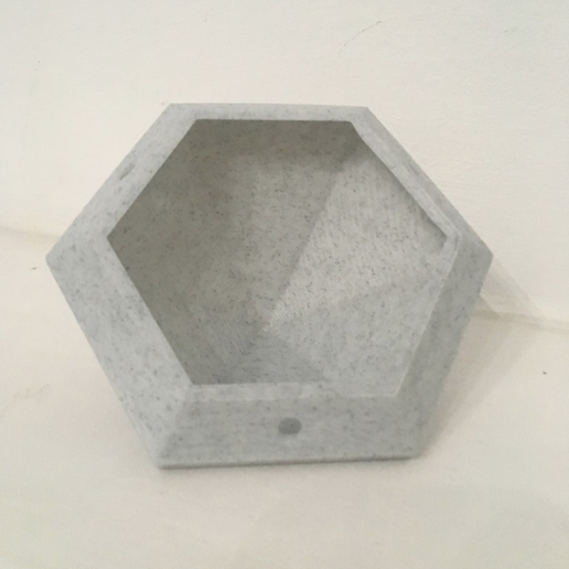 Capture d’écran 2018-02-01 à 10.36.07.png Подвесной плантатор Diamond