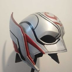 f77ce074-5bac-4c7b-8be3-9f82ab96b1d6.jpg Helm Thor Jayne Foster