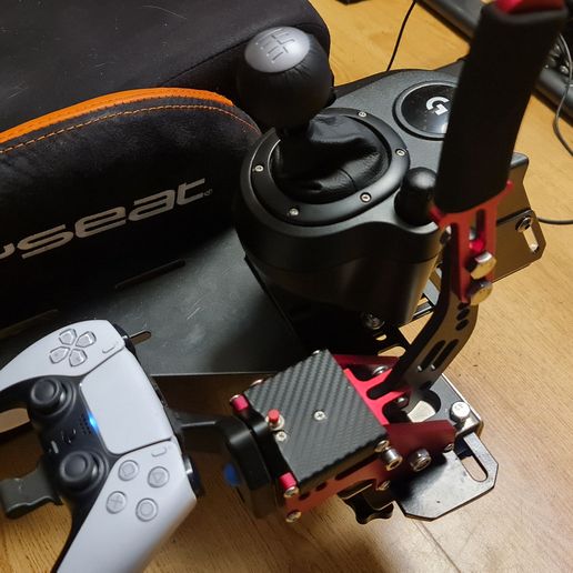 20250101_170256.jpg PS5 dualshock controlador de soporte para el uso de pc freno de mano