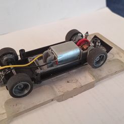 IMG20210123133126_00.jpg STL file Chassis for the Fiat/Seat 1430 by SCX (10195 OR SIMILAR)・3D print design to download