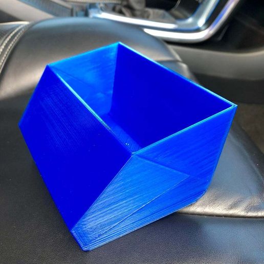 032b2cc936860b03048302d991c3498f_display_large.jpg Volvo V40 Console Trashbin