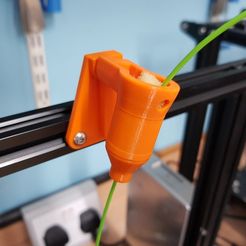 15652066566151.jpg Free STL file Ender 3 Ender 3 pro Pivoting Filament Oiler・3D print design to download