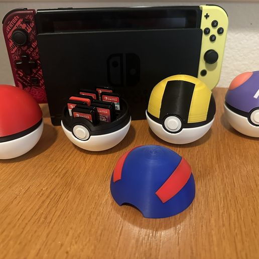 Pokeball Switch Game Case