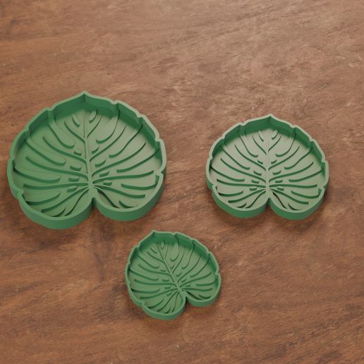 Monstera Leaf Drip Tray - Three Sizes, 128 / 184 / 239 mm