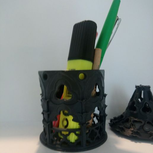 gazebo3.jpg Photophore toy with gothic arch décor diorama pencil box