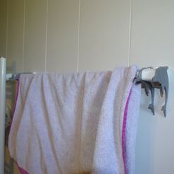 DSC07937.JPG Free 3D file Dolphin towel holder・Model to download and 3D print