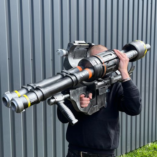 M41-SPNKr-from-halo-prop-replica-by-blasters4masters-36.jpg M41 SPNKR Halo Reach Rocket Launcher Prop Replica