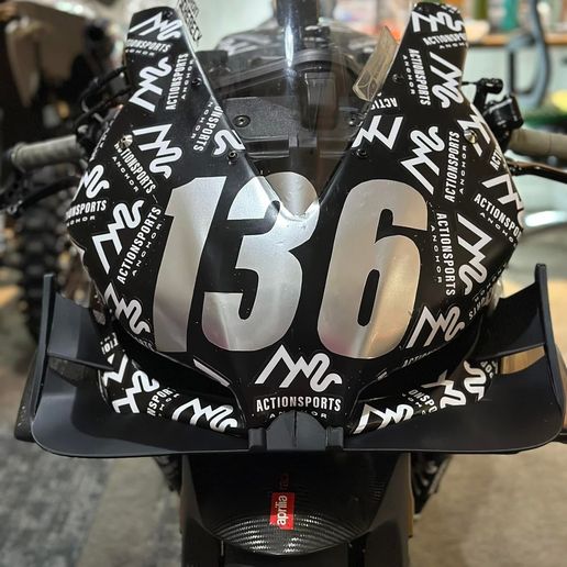 IMG_4377.jpeg Aprilia RSV4 MotoGP Style Wing Winglet