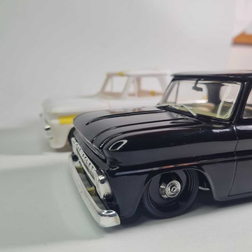 WhatsApp-Image-2024-09-20-at-13.20.55.jpeg 66 CHEVY FLEETSIDE FRAME FOR 1/25 REVELL MODEL KIT.