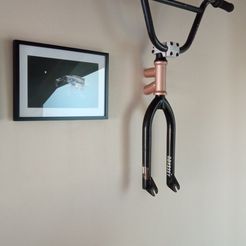 IMG_20230722_150430.jpg BMX wall mounted support - forks and handlebar - decoration