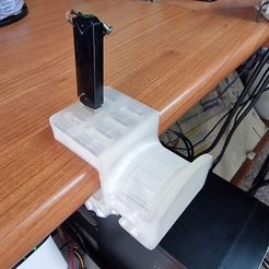 ddabffcf-2aa3-445e-88a1-53d929d3b4fd.jpg Free STL file Monster Mouth Headphone Holder - reduced and with USB holder・3D printer model to download