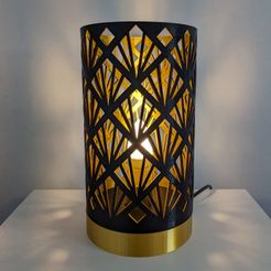 Lampe_allumee_1.jpg TWO-TONE DESIGN TABLE LAMP
