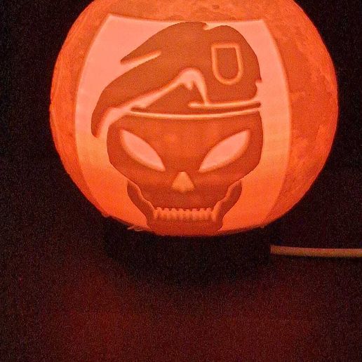 WhatsApp-Image-2025-11-04-at-01.31.39_bc020599.jpg 🎮 Battlefield 6 & Call of Duty Lithophane Globe Set | STL Files | Separate Base + Globe | Fits 001 Puck Light | Commercial Licence