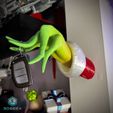 p4.jpg The Grinch Hand Wall Mount