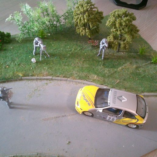 3 PHOTOGRAPHERS 1 /32