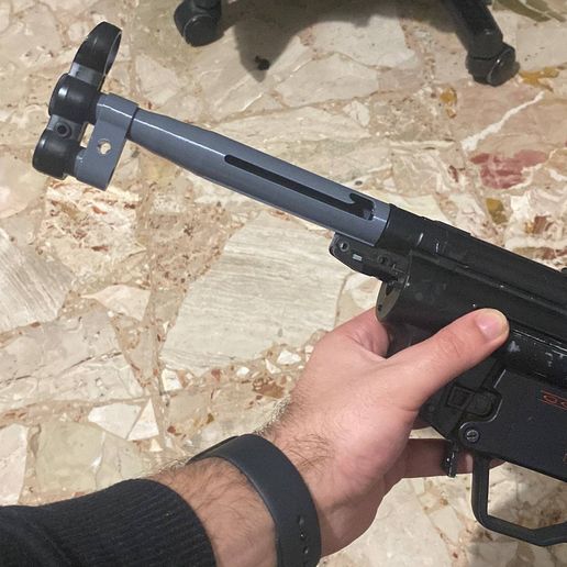 photo_5920016684553452490_y.jpg Airsoft MP5 front