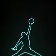 IMG_20220209_200211.jpg Logo Jordan fil néon