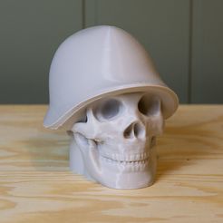 SkullHitchCover.jpg Файл STL Skull Army Hitch Cover - 4 sizes - Single file or 2 color・Модель для печати в 3D скачать