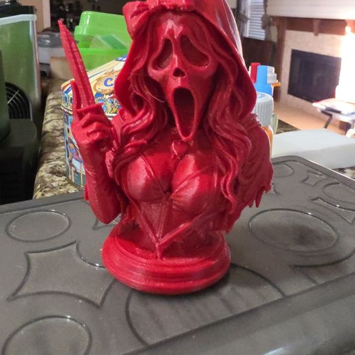 Pretty Ghostface Girl Fan Bust – 3D Printable STL