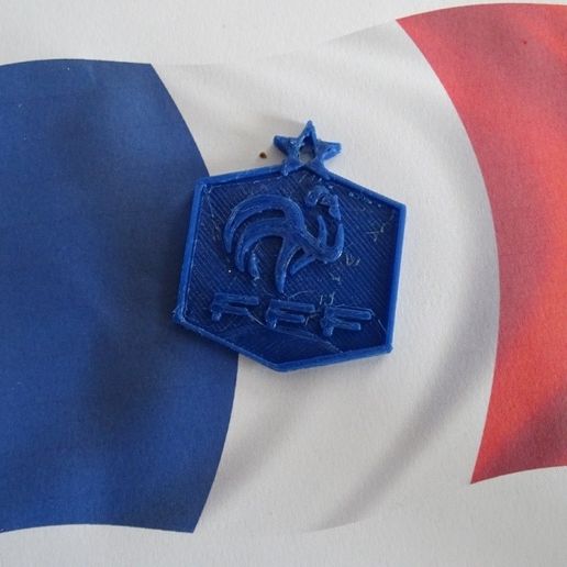 Avec bordures vierge.JPG Llavero FFF