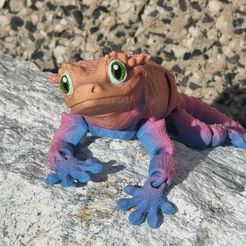 Crested Gecko Articulated Toy, Print-In-Place Body, Snap-Fit Head, Cute Flexi