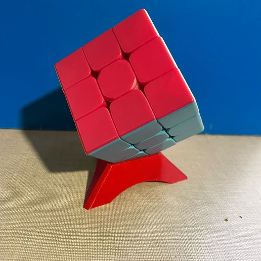 🧩 Rubik's Cube Stand - Perfect for Speedcubes & Collectibles・ STL File ...