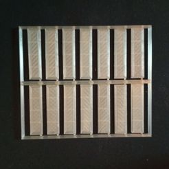 IMG_20231009_134748.jpg Inlet pour cartes Micro SD dans un boîtier CD