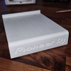 20220515_092914.jpg Fichier STL gratuit Support pour HP Pioneer DJ・Plan à télécharger et à imprimer en 3D, Sunsha