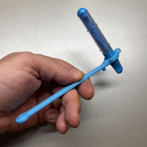 2cb37a67-48e9-4be6-a2cf-b83e308eeb75.jpg Chaco liner holder with fixed, easy to use seam allowance setting