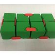 dbee0ed917b6d246c1d24280bbc17880_preview_featured.jpg Snapping Hinged Infinity Cube, Magic Cube, Flexible Cube, Folding Cube