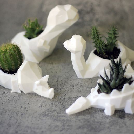 Low poly Dinosaur cactus pot planter collection T-Rex Brontosaurus Triceratops Stegosaurus - 3D model önizlemesi