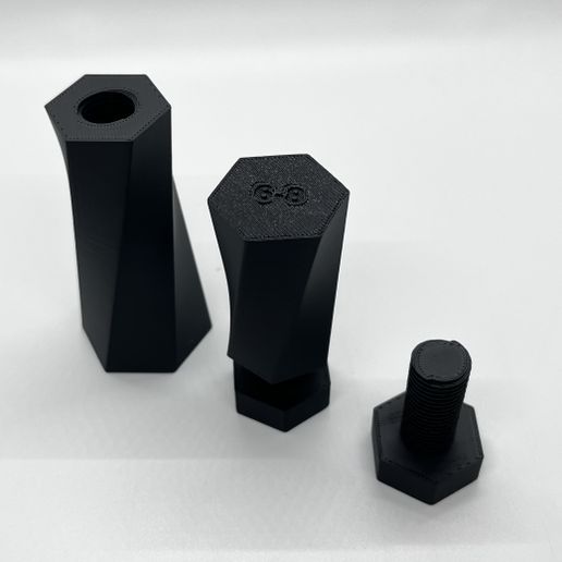 Photo-2023-05-30,-2-11-01-PM.jpg NVIDIA RTX 5090 RTX 4090 RTX 4080 GPU support bracket