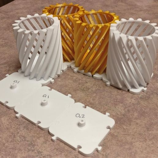 IMG_20190525_224626.jpg Держатель для ручки с цилиндрической шестерней