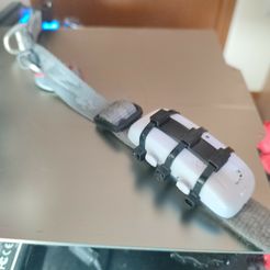 1680505673208.jpg Бесплатный STL файл Tractive GPS Tracker 4 Поддержка застежек-молний・Дизайн для загрузки и 3D-печати