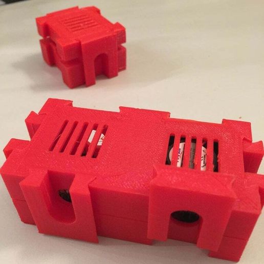 IMG_1262.JPG Modular box for electronic developments