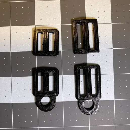 img_5396.webp Correa deslizante para mochila (con orificio para mosquetón)